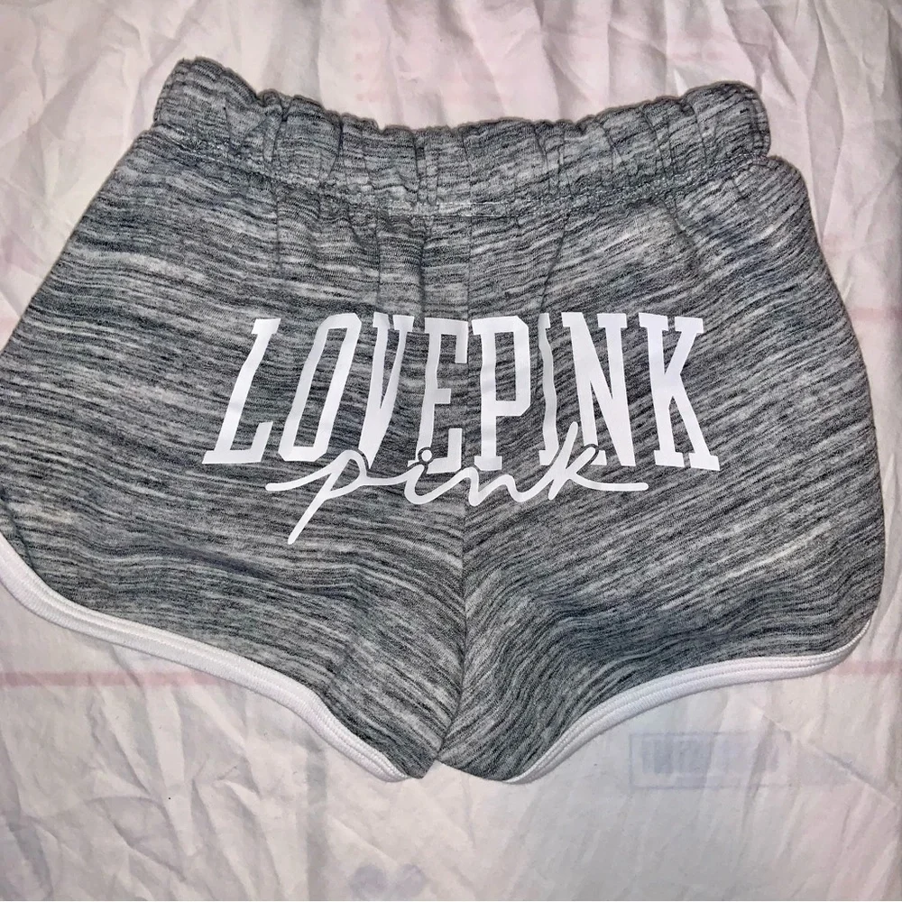VICTORIA SECRET PINK VARSITY SHORTS XSMALL - Picture 2 of 7